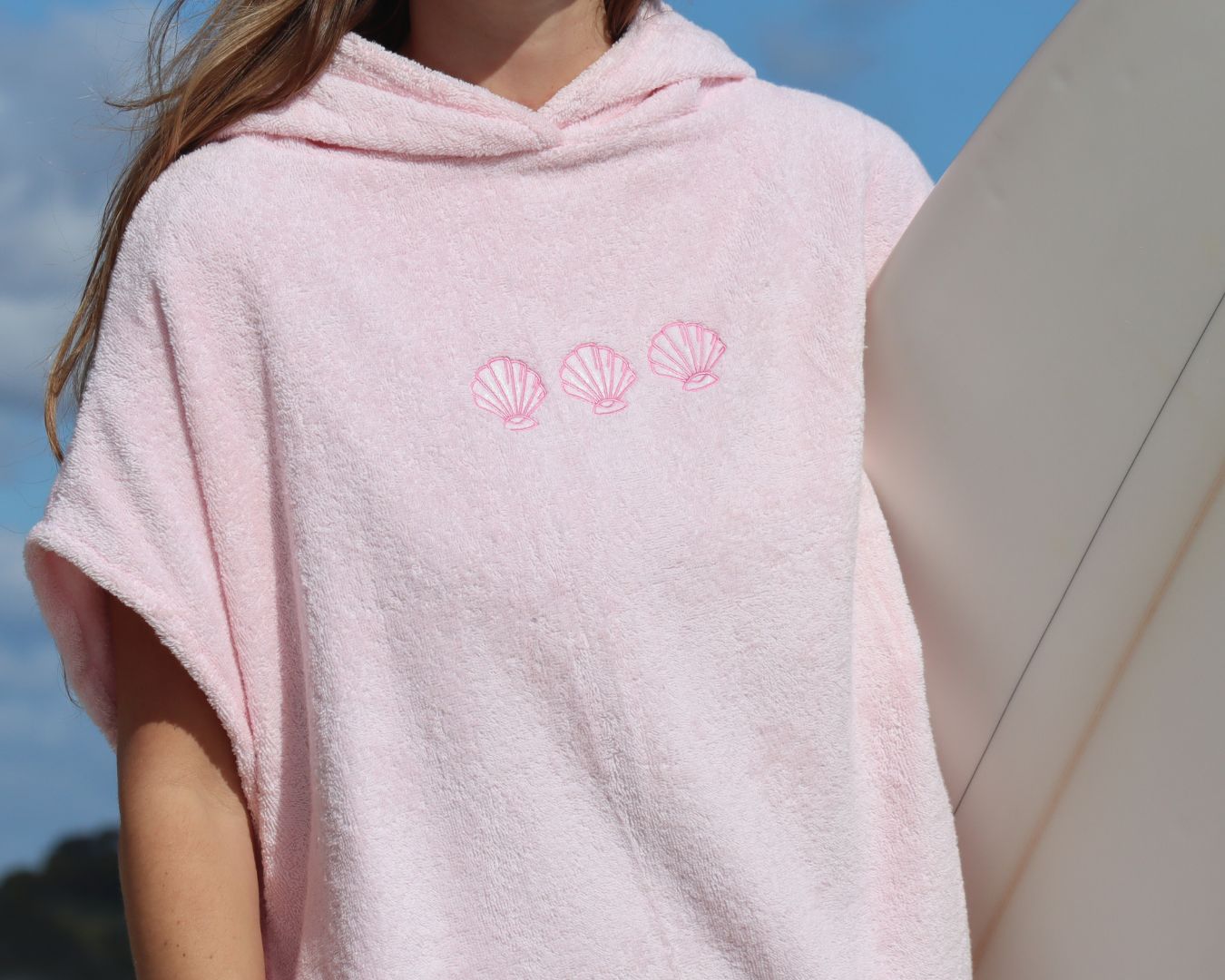Short Hoodie Towel - Side Pockets