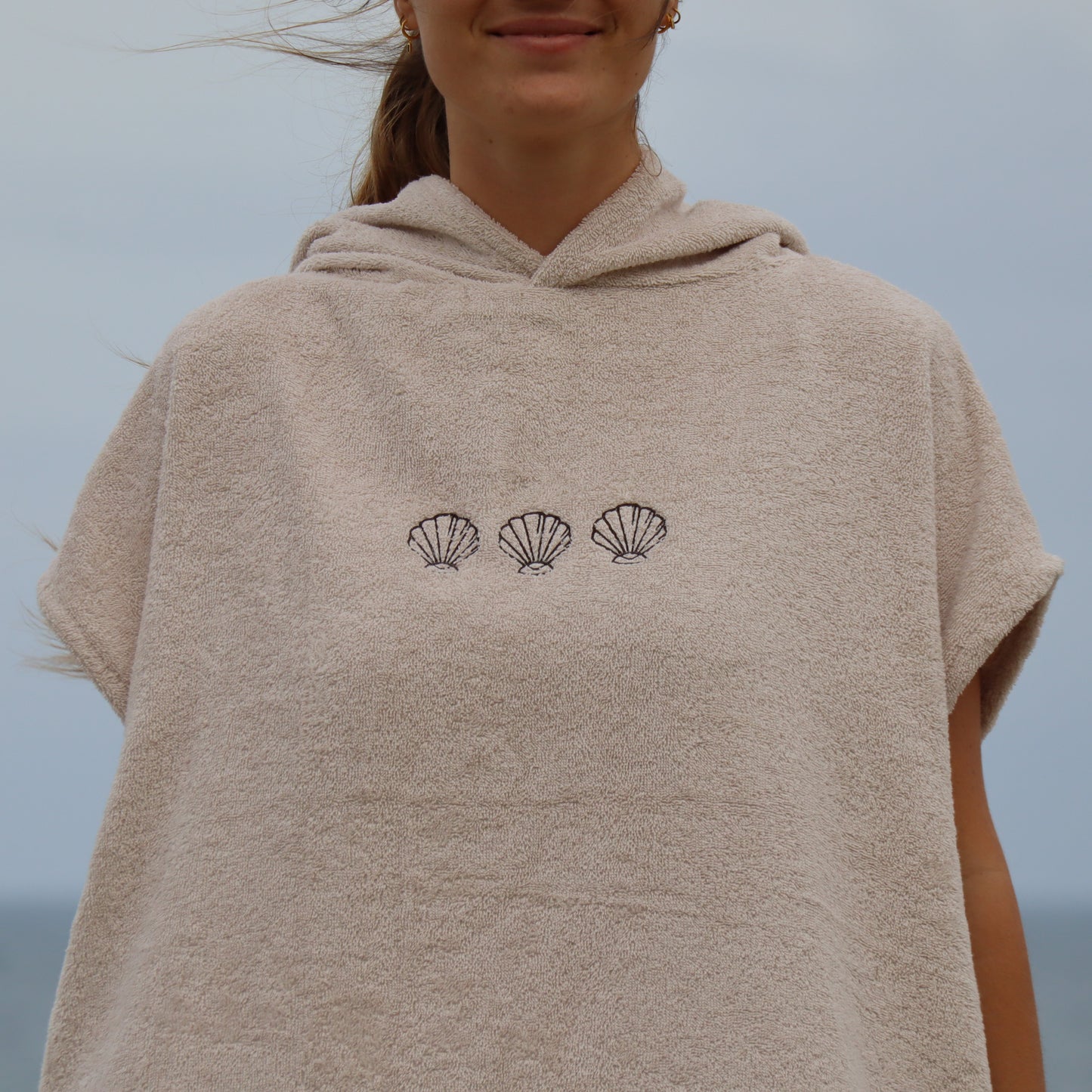 Short Hoodie Towel - Side Pockets