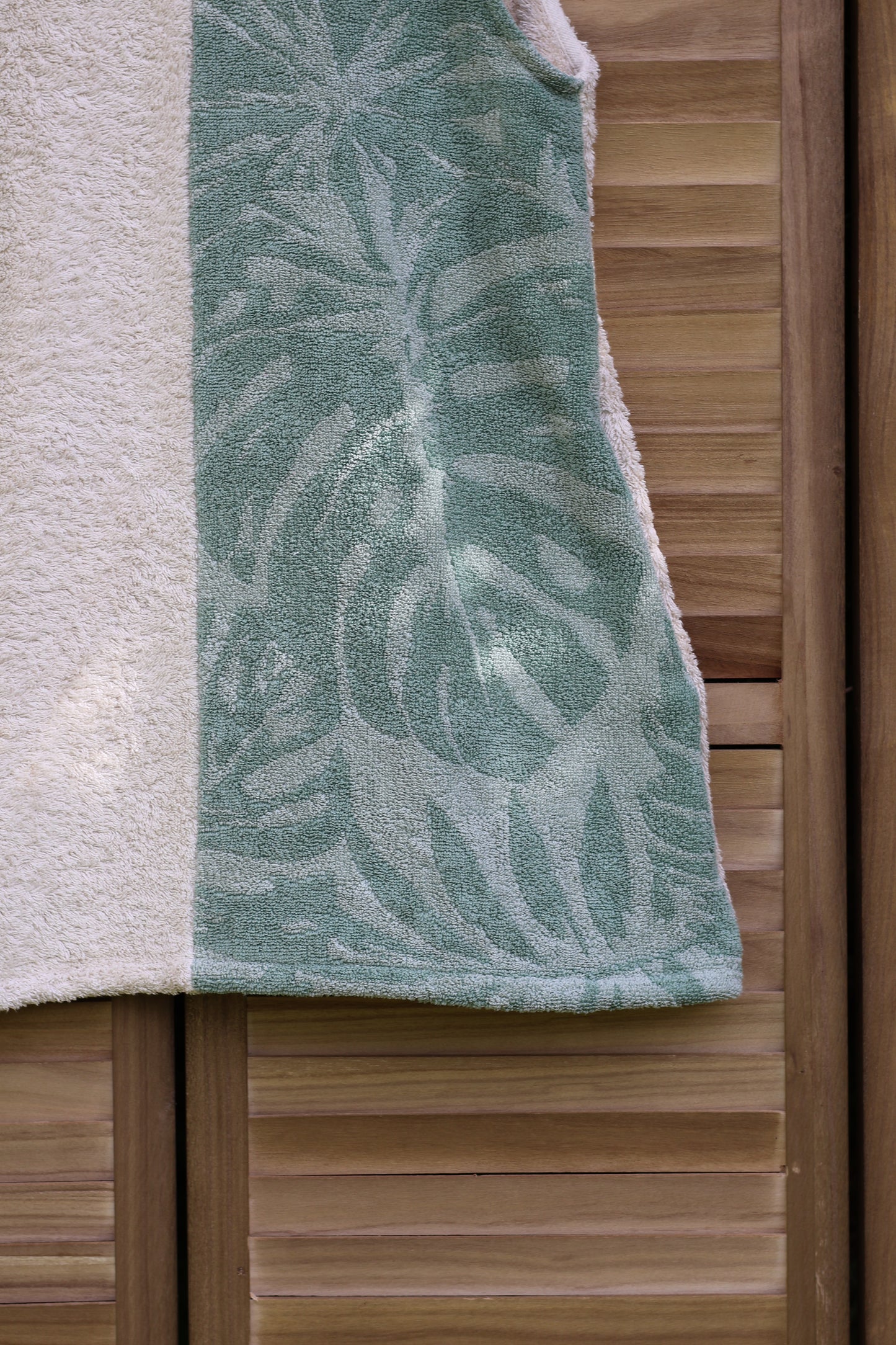 Green Monstera (M)