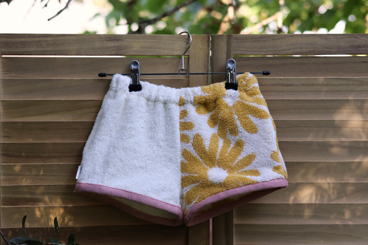 Vintage Flower Shorts  (2yr)
